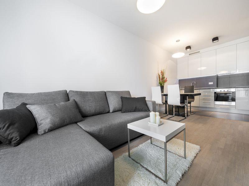 Kensington One Apartment